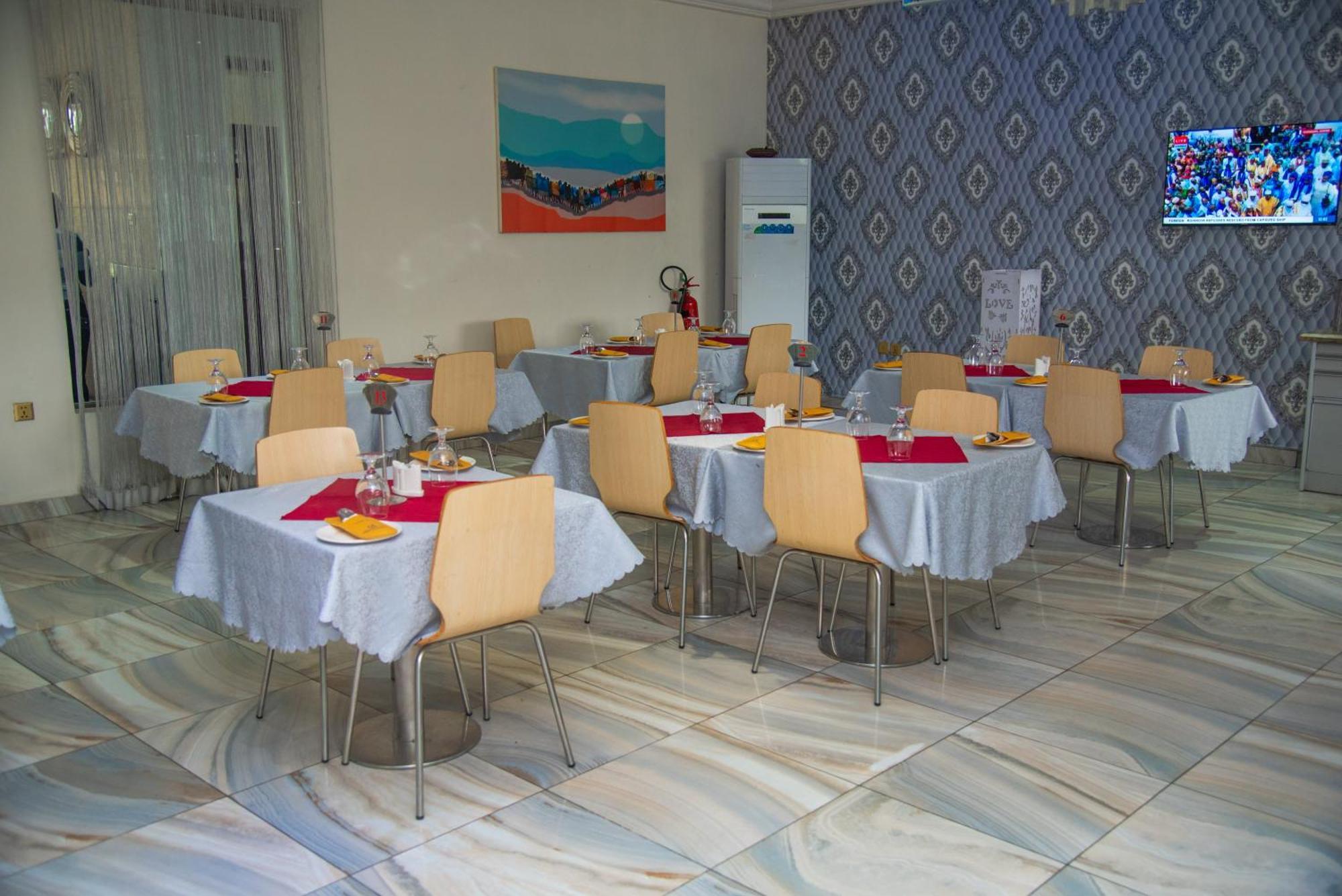 Golden Tulip Hotel -Gt31 Stadium Road Port Harcourt Extérieur photo